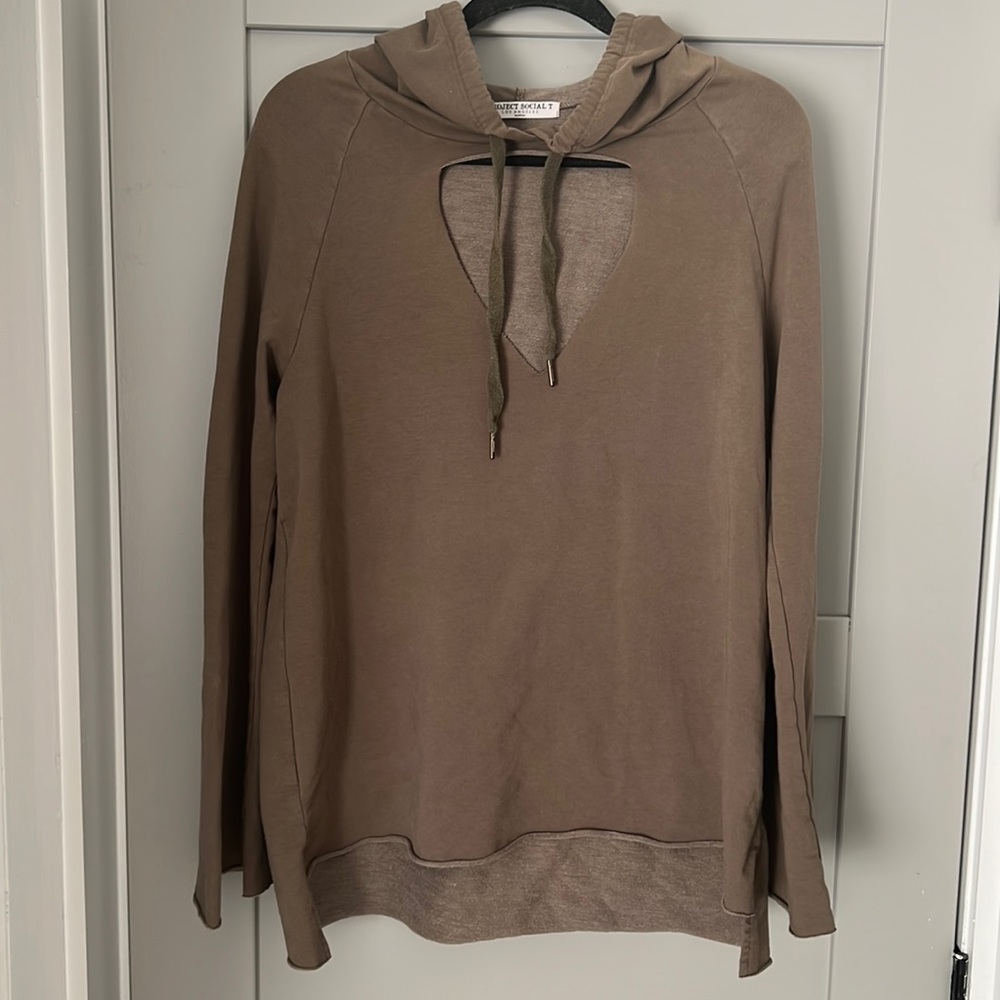 Bell-sleeve hoodie